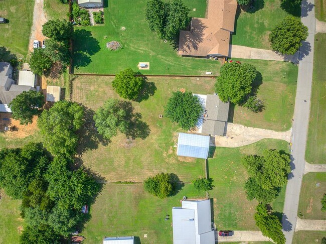 Building Photo - 1170 Mockingbird Cir