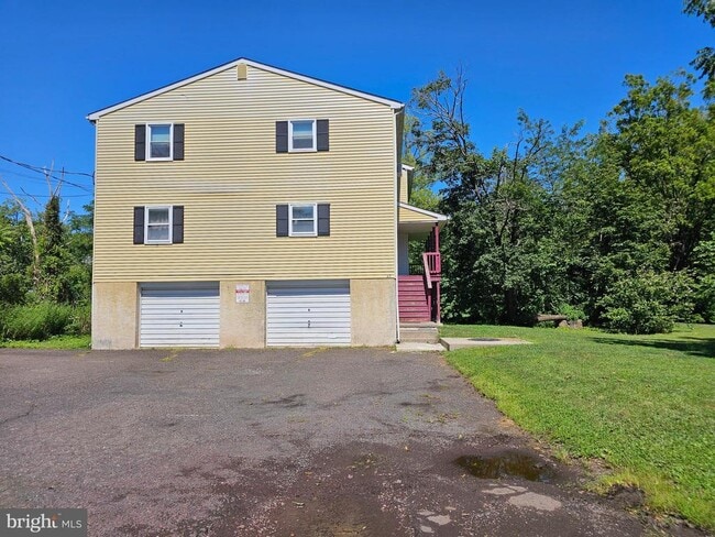 Building Photo - 63 N Main St