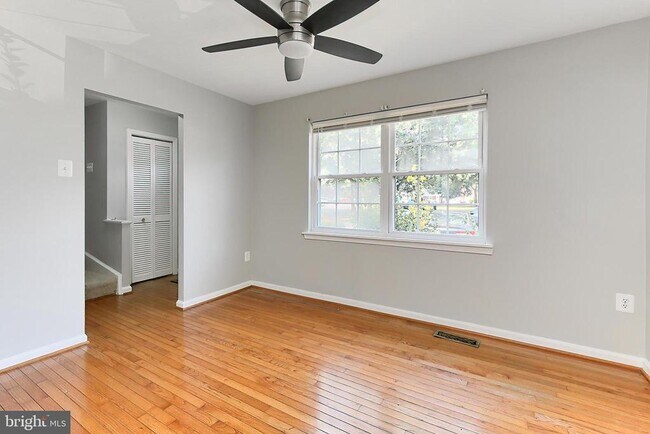 Building Photo - 7844 Snead Ln