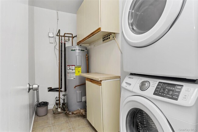 Building Photo - 21 Scenic Vw