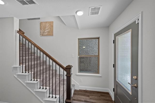 Building Photo - 112 Peach Orchard Ln