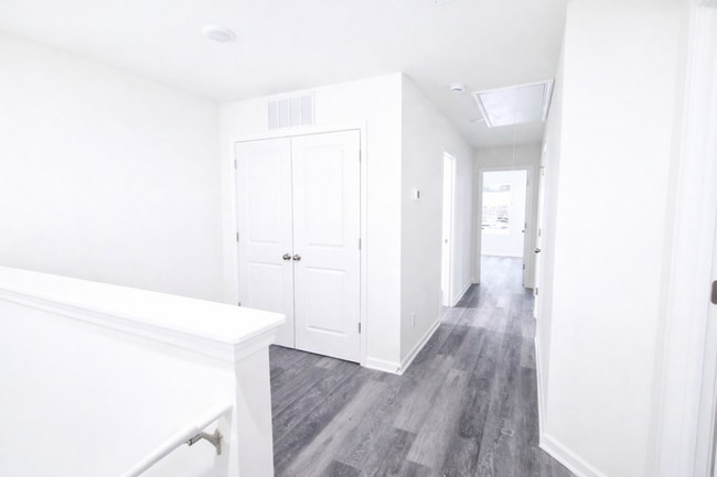 Building Photo - Brand New! 3BR w/ 1-Car Garage near Downtown Salisbury