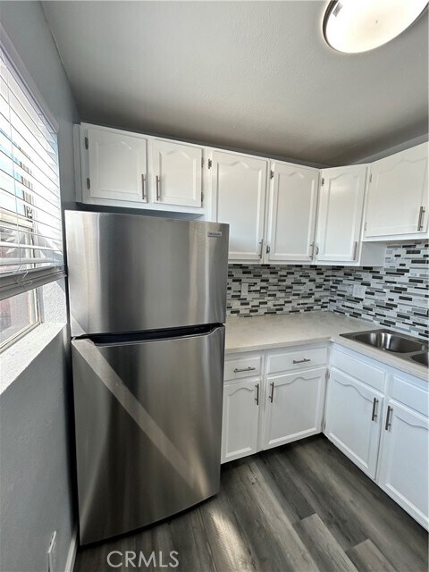 Building Photo - 6517 Avalon Blvd