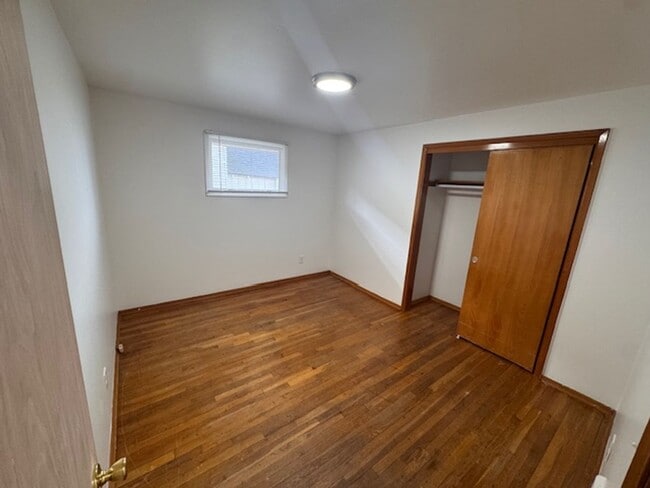 Building Photo - 47 E Garland Ave