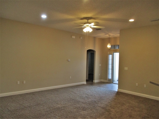 Building Photo - 12052 Hayden Lakes Cir