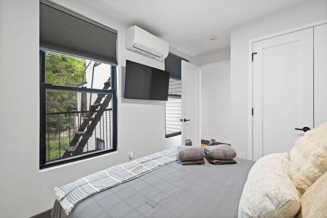 Building Photo - 115 Franklin St