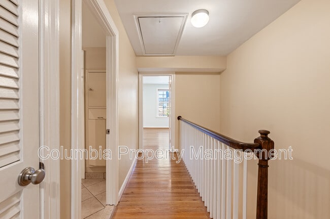 Building Photo - 706 6th St SW