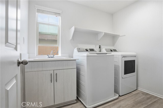 Building Photo - 574 Feeder St