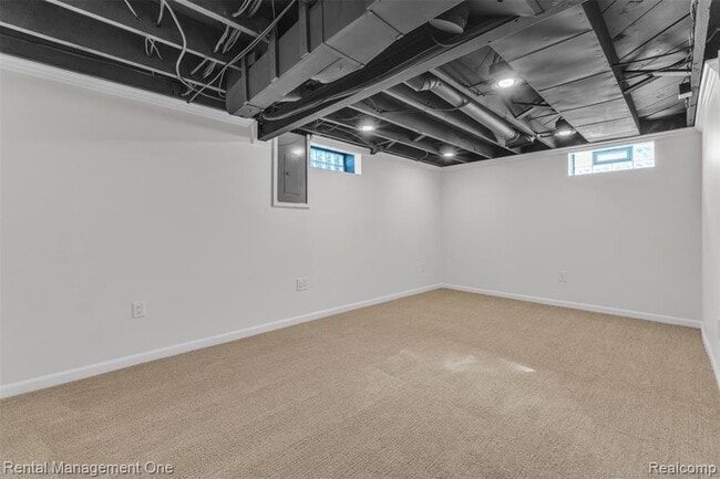 Building Photo - 2711 Dorchester Rd