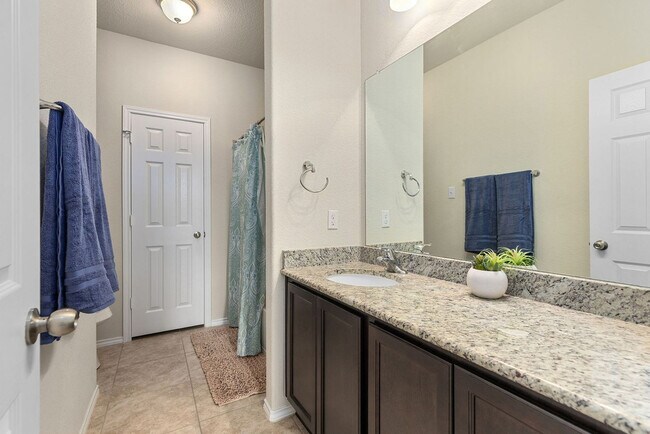 Building Photo - 4905 Ledgestone Trail