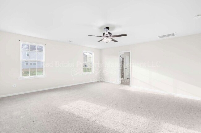 Building Photo - 14924 Nichols Hall Dr