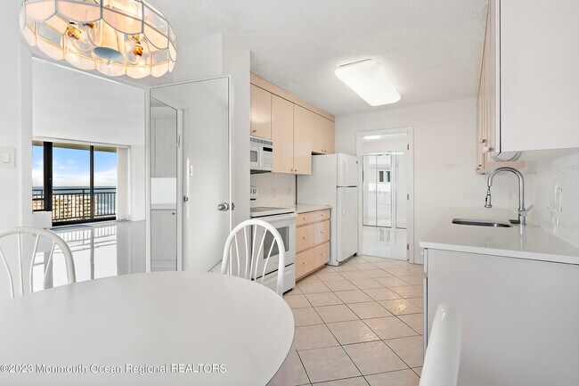 Building Photo - 787 Ocean Ave