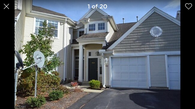 Primary Photo - 1048 Deerhaven Ter