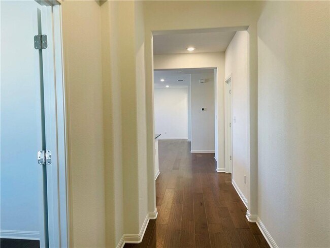 Building Photo - 2605 Bantry Rd