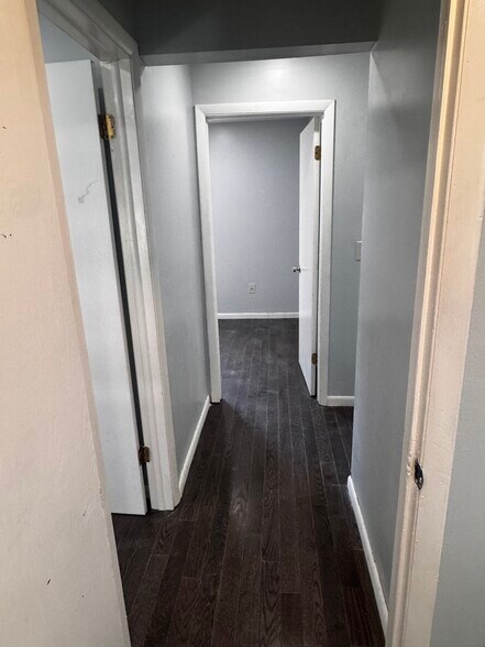 Hallway - 261 S Allen St