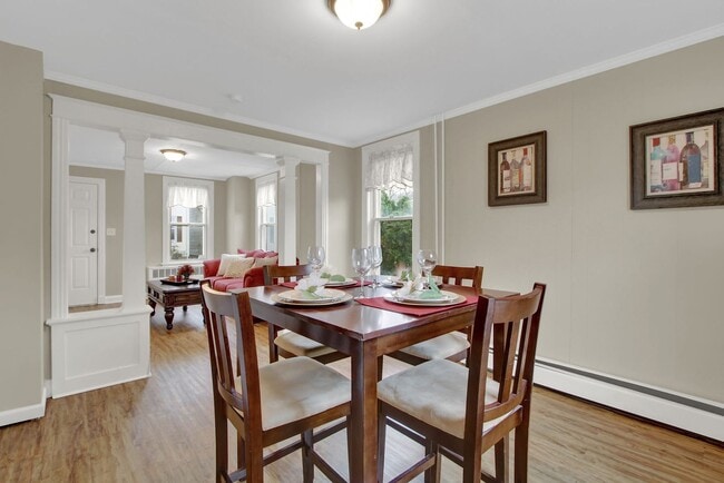 Building Photo - Charming 3 Bedroom, 1 Bath Home in Hanover, PA!