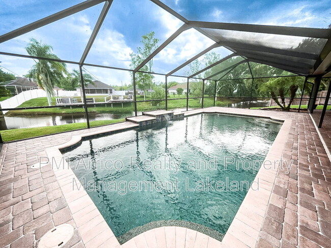 Building Photo - 1653 Lagoon Pl