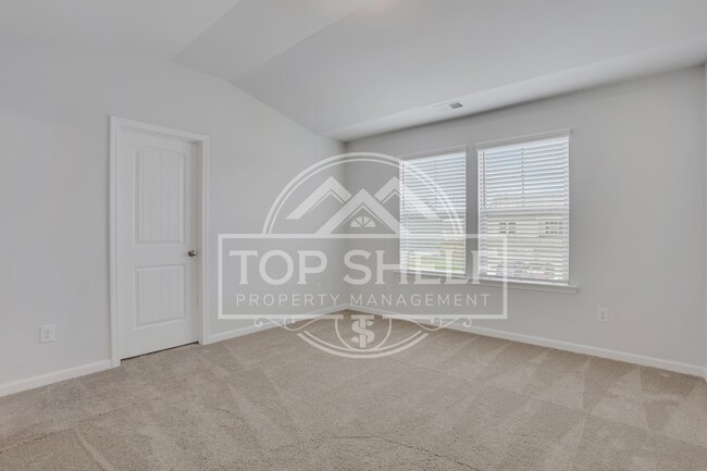 Building Photo - 2256 Cadenza Cir