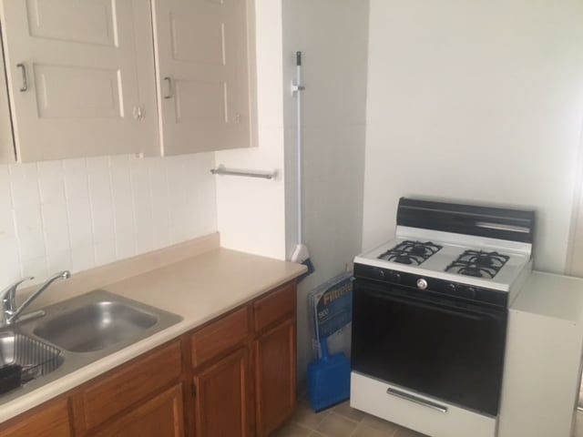 Building Photo - 3132 Meadowbrook Blvd