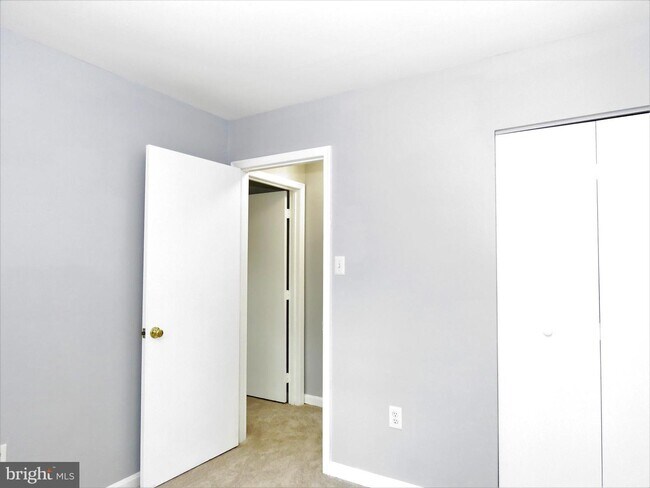 Building Photo - 7526 Mattingly Ln