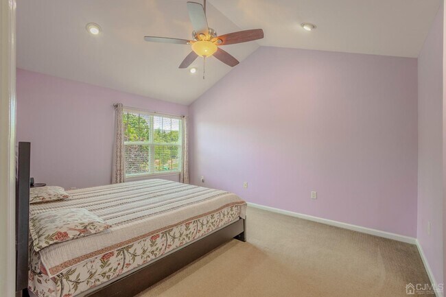 Building Photo - 2474 Canterbury Ln