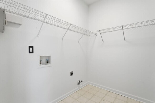 Building Photo - 205 Towne Ridge Dr