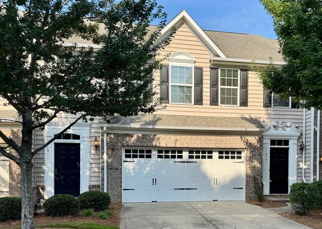 Primary Photo - 3BR/2B Townhome in Great Ballantyne Location