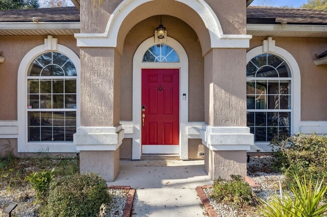 Building Photo - Spacious 4-Bedroom Home in Meadowfield with Fenced Yard