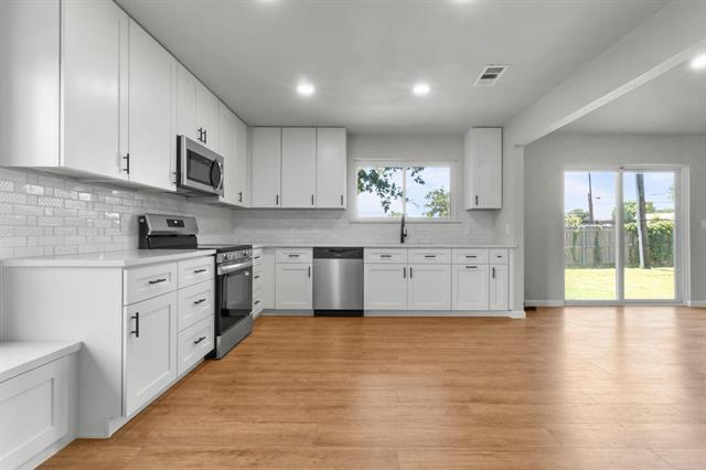 Building Photo - 414 Hallmark Dr