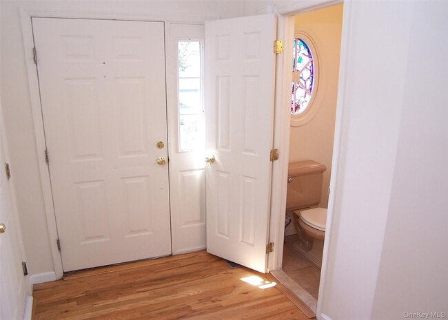 Building Photo - 63 Sunflower Ridge Rd