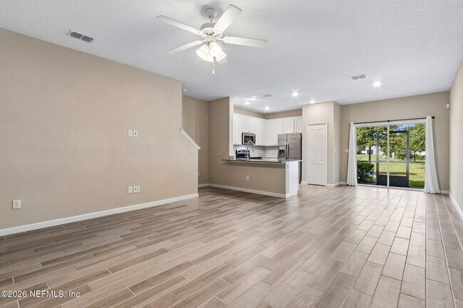 Building Photo - 1111 Beach Dune Dr