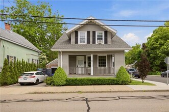 Building Photo - 82 Van Zandt Ave