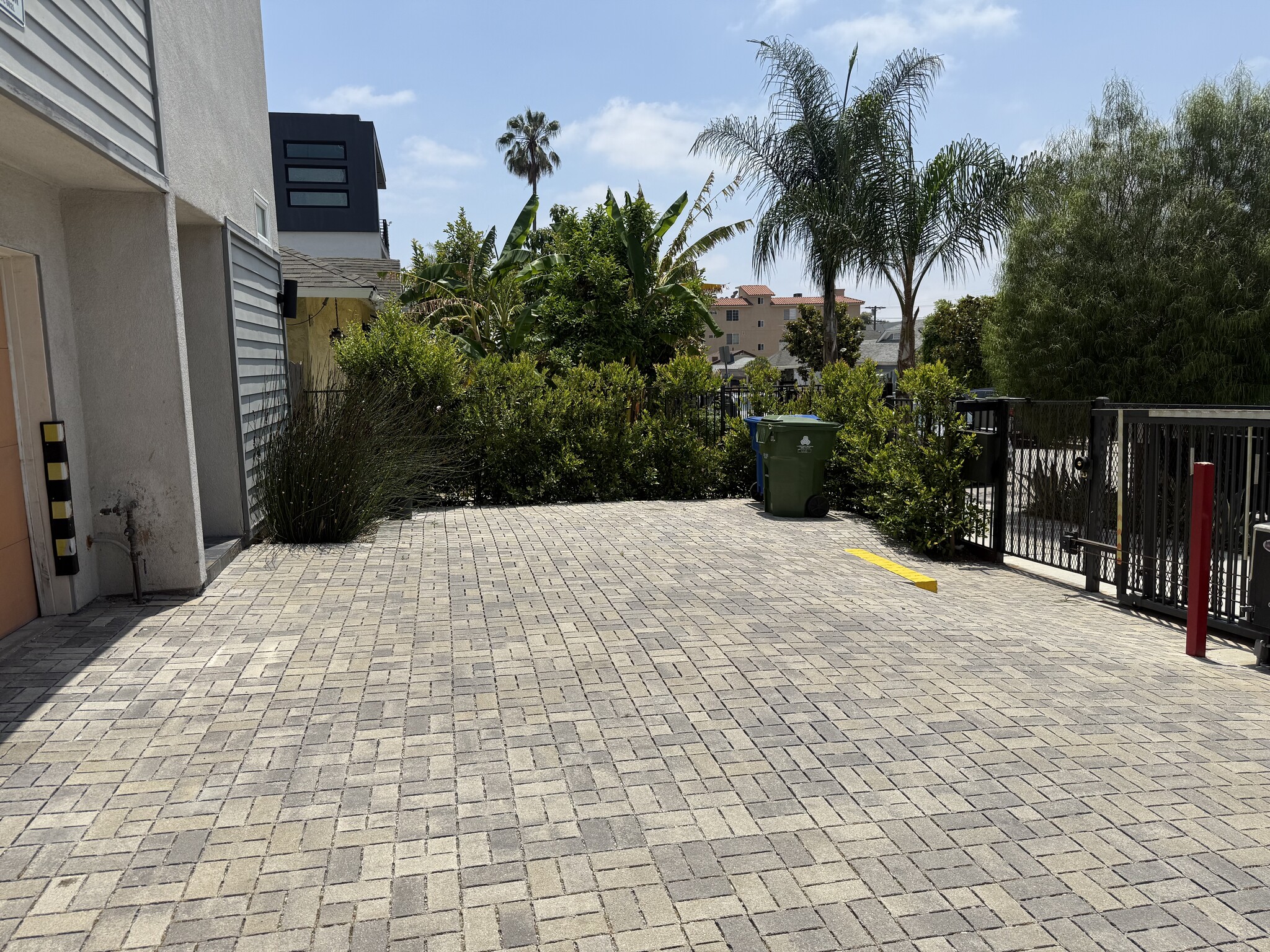 2 CAR GARAGE WITH ONE CARPORT SPOT OR PATIO AREA - 646 N Serrano Ave