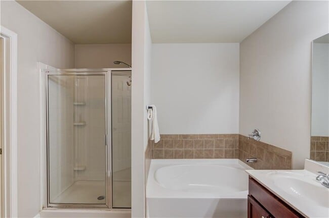 Building Photo - 2656 Pierce Brennen Ct NE