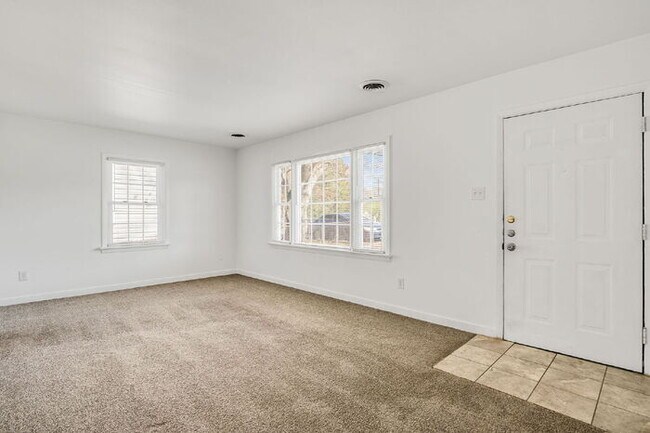 Building Photo - Charming 3 Bedroom Home in Highland Springs – $1,650/mo