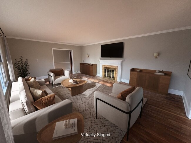 Building Photo - HUGE House near Athens Tech FOR RENT