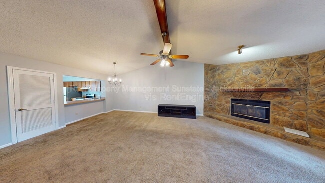 Building Photo - 11256 Windtree Dr E