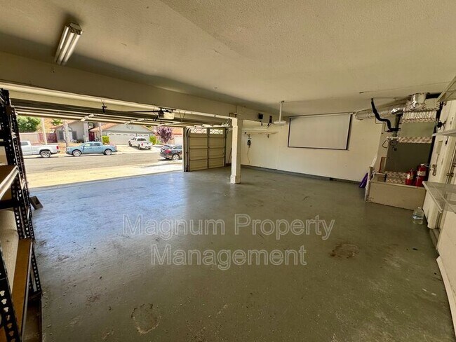Building Photo - 24453 Jacarte Dr