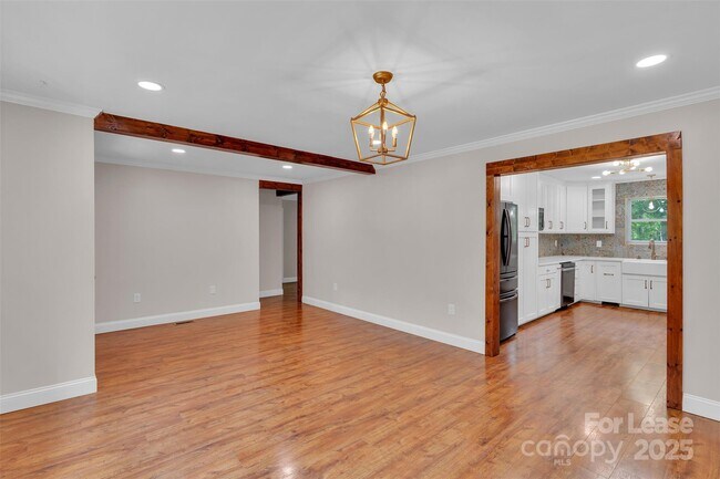 Building Photo - 1755 Simplicity Rd