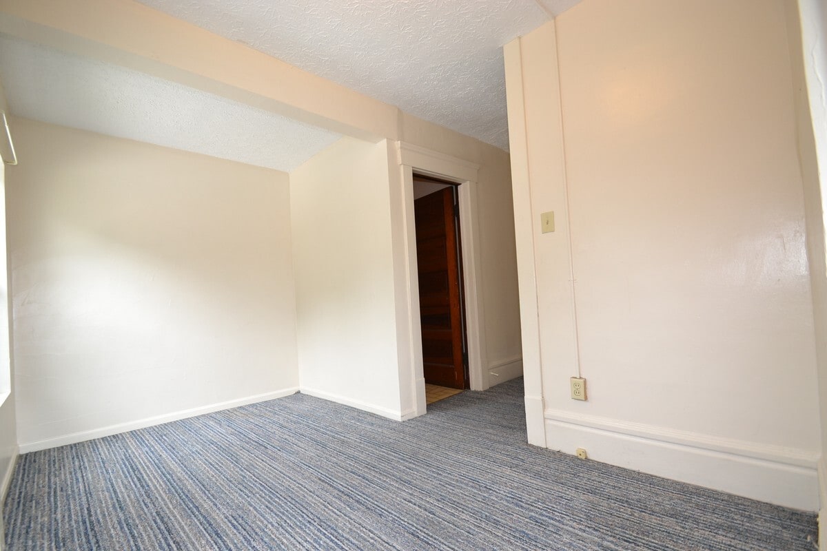 Building Photo - 537 Carroll St