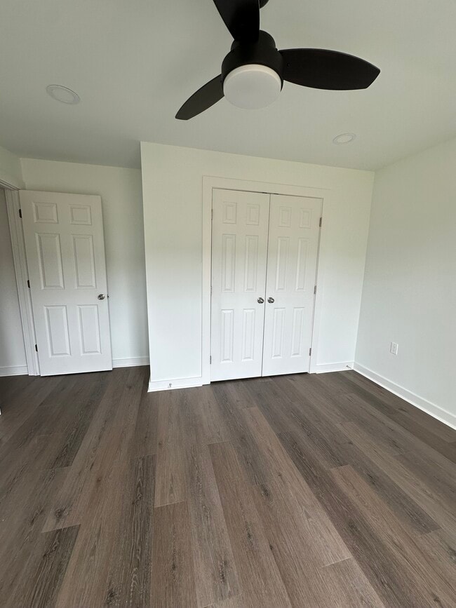 Building Photo - 4011 W 24th St