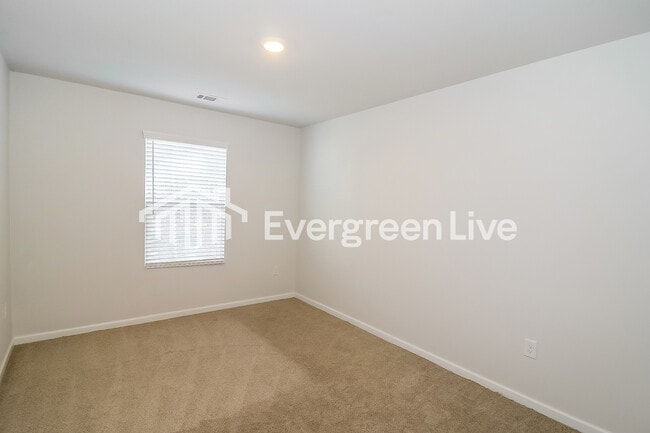 Building Photo - 108 Loblolly Ln