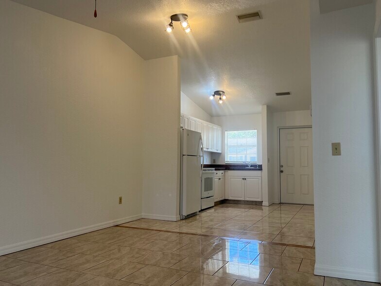 Building Photo - 10770 US Hwy 19 N