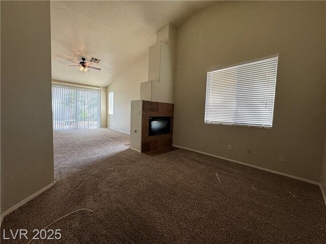 Building Photo - 9805 Echo Hills Dr