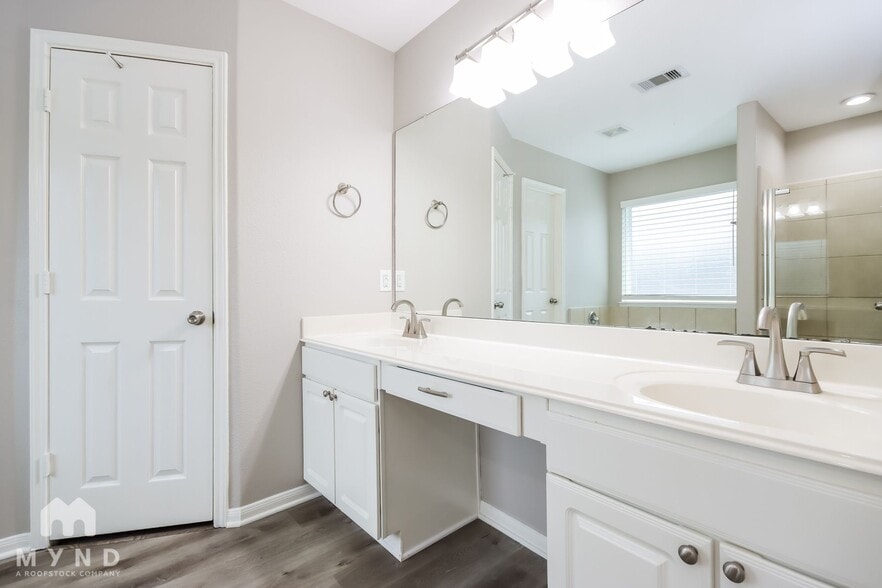Building Photo - 9876 Lace Flower Way