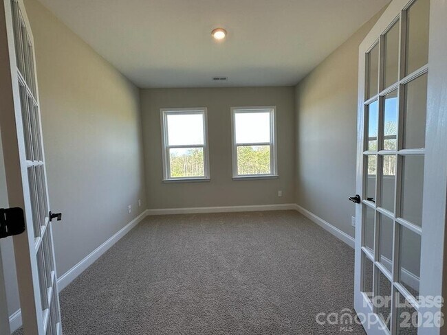 Building Photo - 5715 Gulch Pl