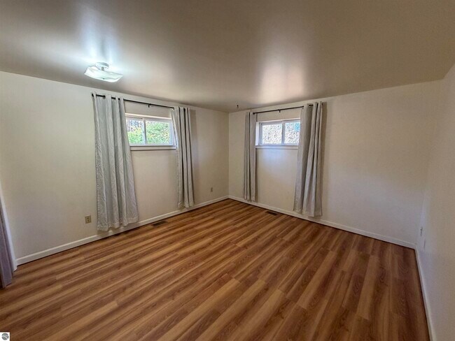 Building Photo - 8334 M-113