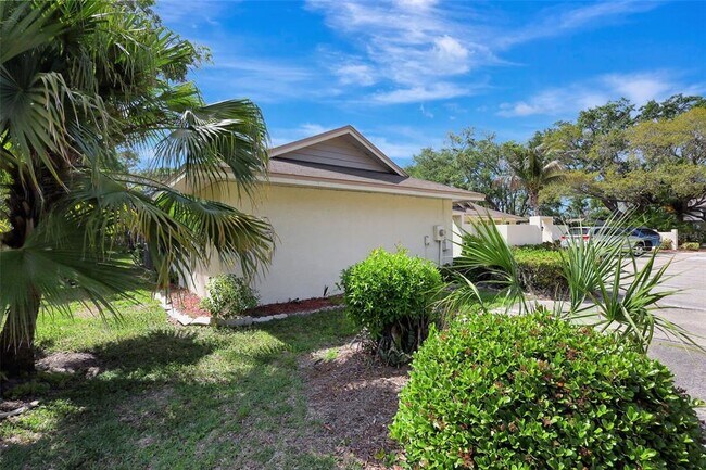 Building Photo - 107 Parkside Colony Dr