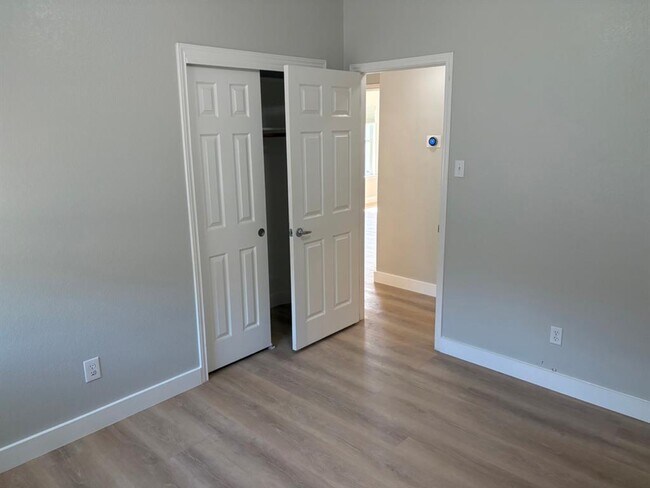 Building Photo - 1207 Shaun Dr
