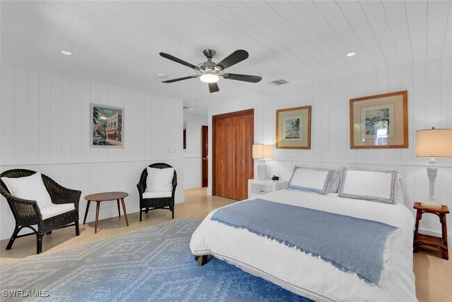 Building Photo - 795 18th Ave S